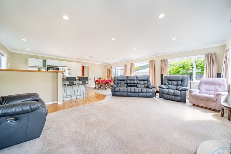 Photo of property in 94 Gibbons Street, Ebdentown, Upper Hutt, 5018