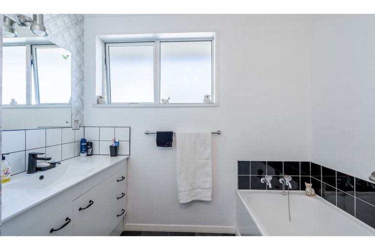 Photo of property in 278 Main Street, Gore, 9710