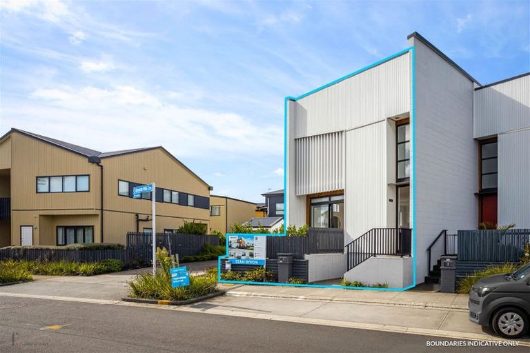 Photo of property in 7 Frank Gill Road, Hobsonville, Auckland, 0616