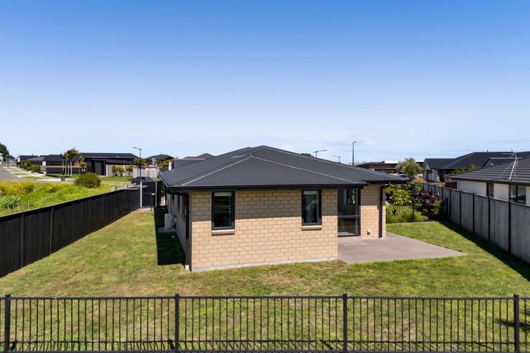 Photo of property in 20 Papawhero Drive, Bell Block, New Plymouth, 4312
