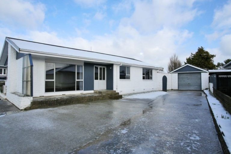 Photo of property in 17 Wye Street, Newfield, Invercargill, 9812