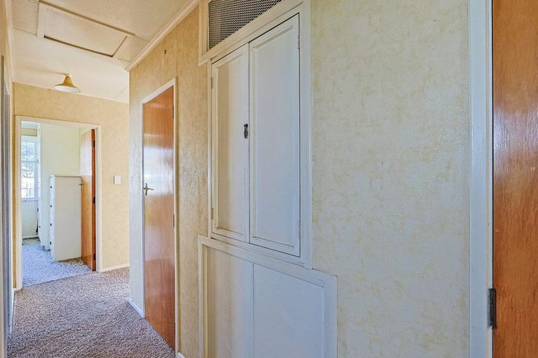 Photo of property in 23 Upham Street, Havelock North, 4130