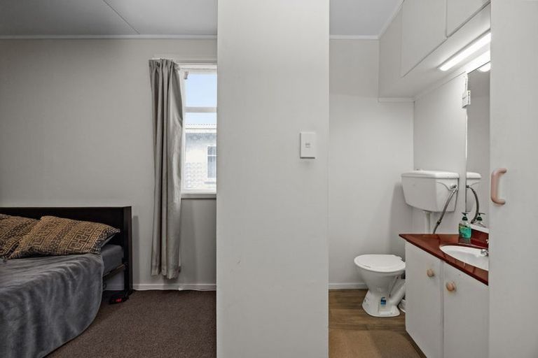 Photo of property in 2/230 Kennedy Road, Onekawa, Napier, 4110