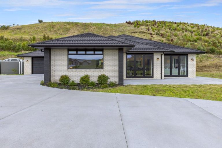 Photo of property in 40 King Road, Kinloch, Taupo, 3385