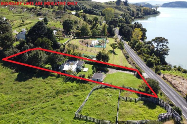 Photo of property in 1021 Te Waitere Road, Taharoa, 3988