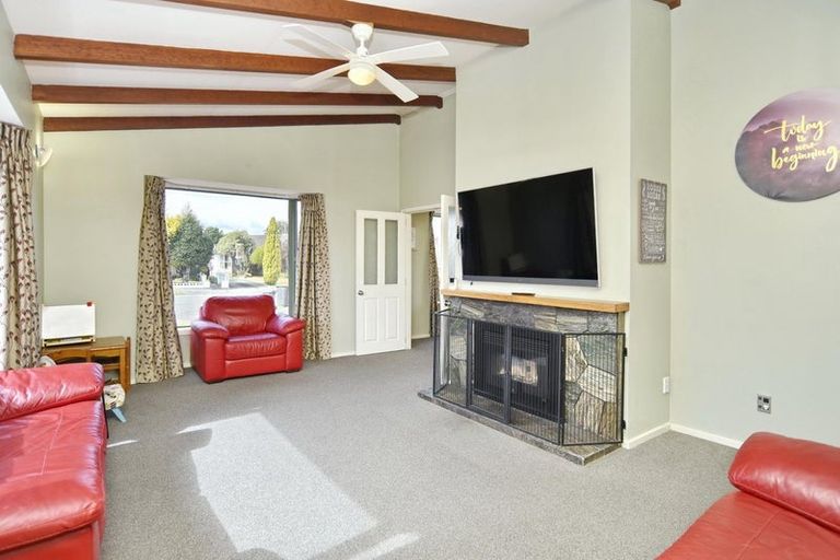 Photo of property in 7 Marlin Place, Mairehau, Christchurch, 8013