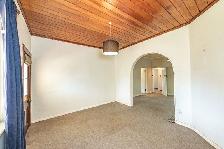 Photo of property in 10 Cavell Place, Gonville, Whanganui, 4501