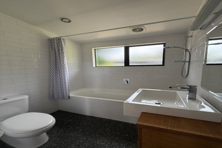 Photo of property in 2 Pisa Road, Luggate, Cromwell, 9383