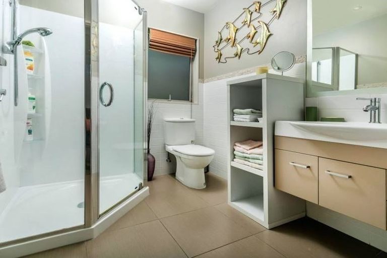 Photo of property in 7 Miromiro Street, Greenhithe, Auckland, 0632