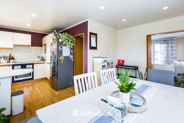 Photo of property in 19 Haylock Grove, Totara Park, Upper Hutt, 5018