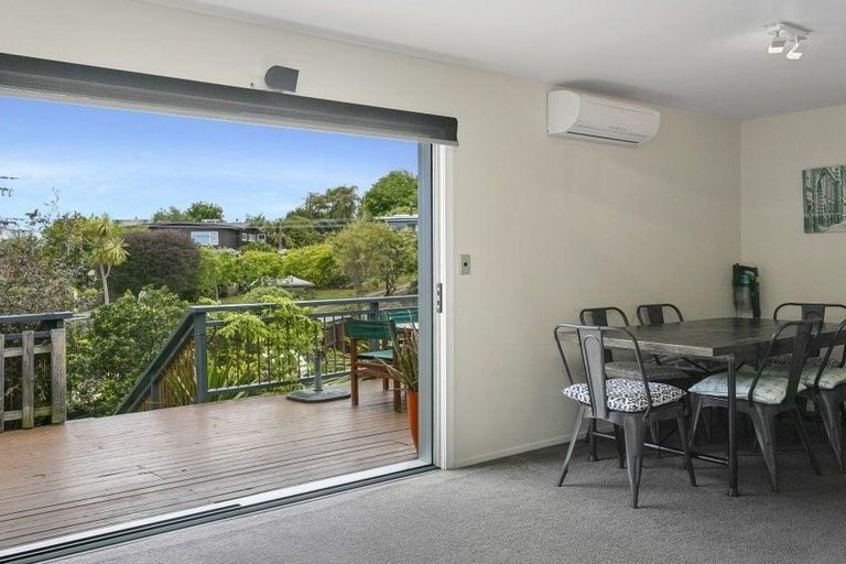 Photo of property in 47 Chesham Avenue, Waipahihi, Taupo, 3330