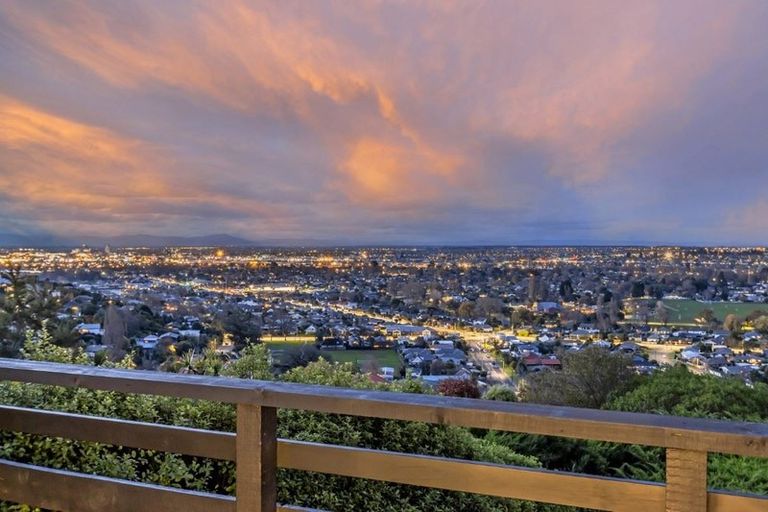 Photo of property in 47 Aotea Terrace, Huntsbury, Christchurch, 8022