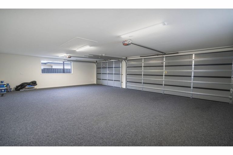 Photo of property in 4 Barker Place, Waikiwi, Invercargill, 9810