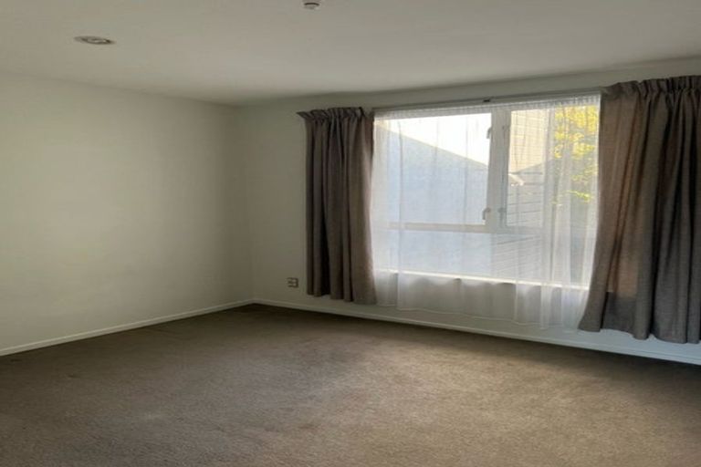 Photo of property in Mondrian Townhouses, 1/24 Hanson Street, Mount Cook, Wellington, 6021