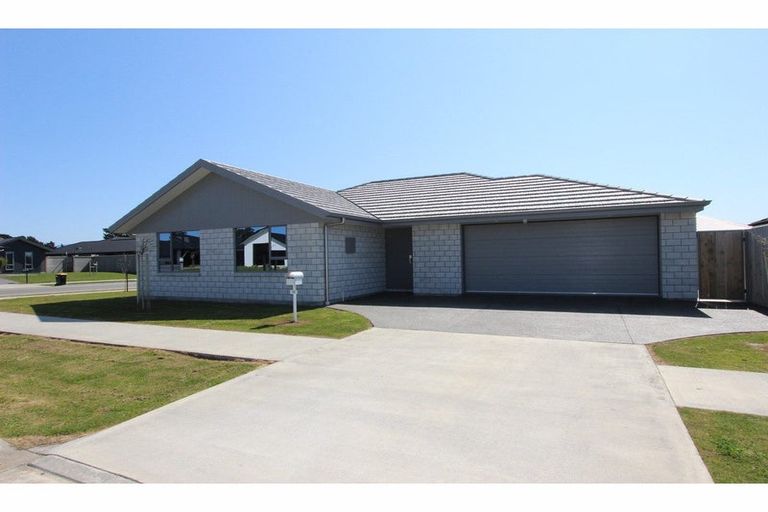 Photo of property in 32 Catalina Crescent, Burleigh, Blenheim, 7201