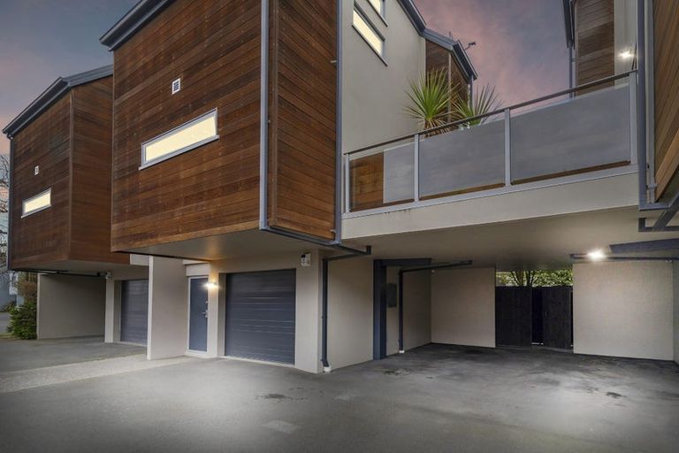 Photo of property in 2/63 Burke Street, Addington, Christchurch, 8024