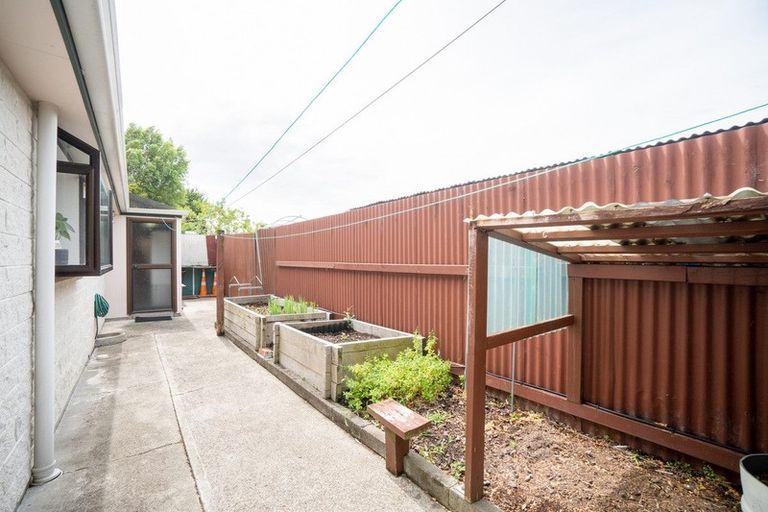 Photo of property in 4 Jarrett Court, Roslyn, Palmerston North, 4414