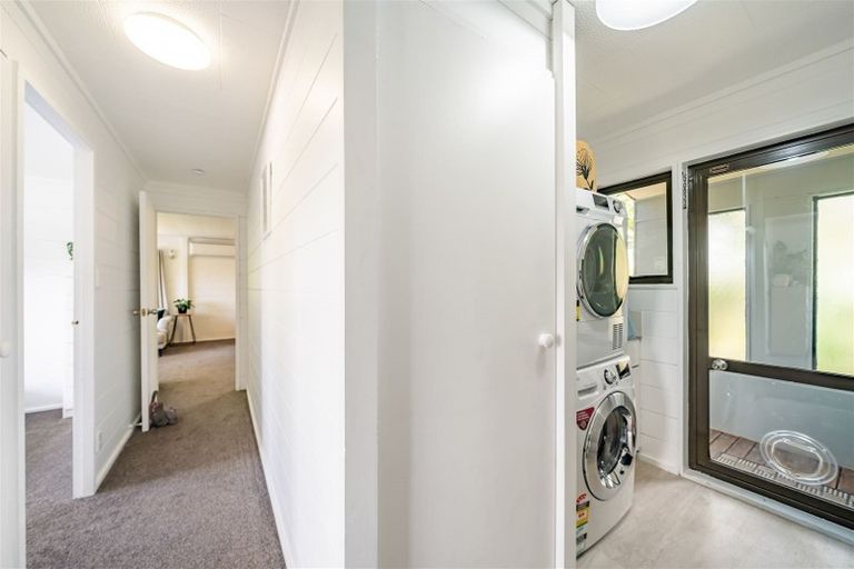 Photo of property in 14b Fenchurch Grove, Stokes Valley, Lower Hutt, 5019