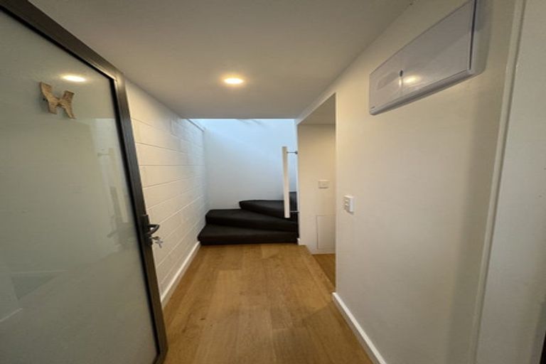 Photo of property in 3/83 Austin Street, Mount Victoria, Wellington, 6011