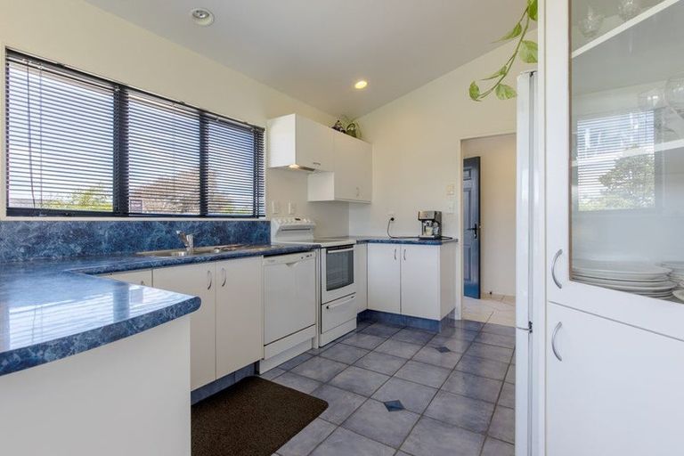 Photo of property in 6 Albert Street, Waipukurau, 4200