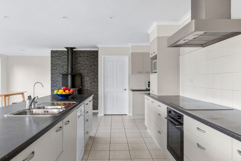 Photo of property in 42 Rauhori Road, Makarau, Kaukapakapa, 0873