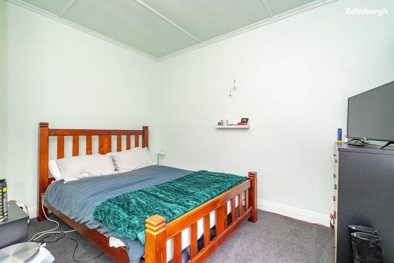 Photo of property in 35 Easther Crescent, Kew, Dunedin, 9012