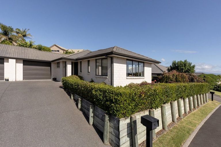 Photo of property in 11 Vista Close, Omokoroa, 3114