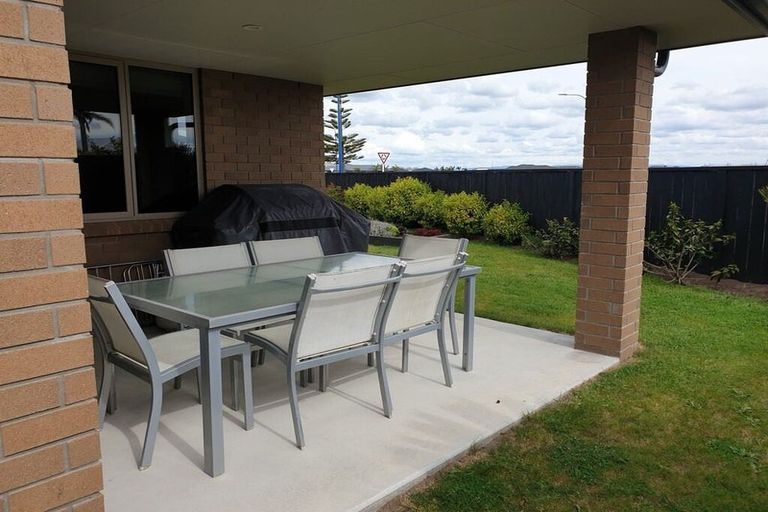 Photo of property in 26 Hebe Crescent, Papamoa Beach, Papamoa, 3118