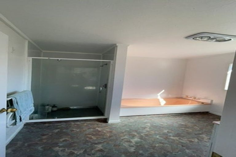 Photo of property in 16b Jasmine Grove, Maungaraki, Lower Hutt, 5010