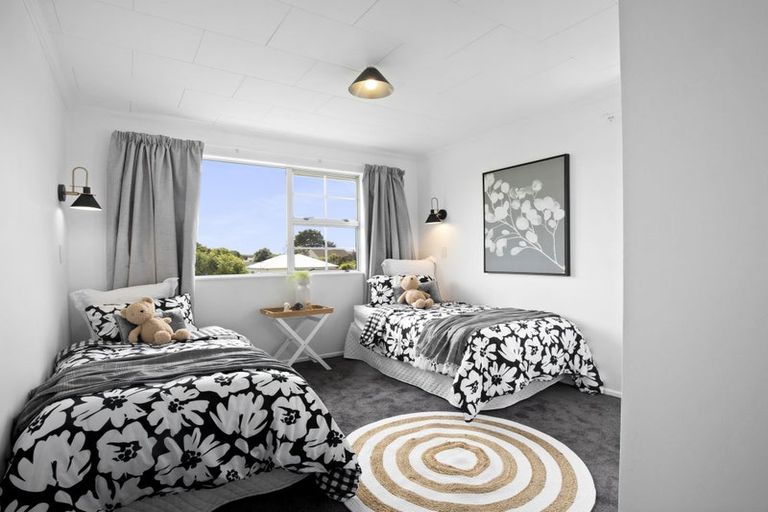 Photo of property in 18 Te Kupe Road, Paraparaumu Beach, Paraparaumu, 5032