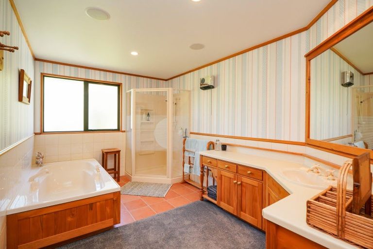 Photo of property in 24 Spence Avenue, Otatara, Invercargill, 9879