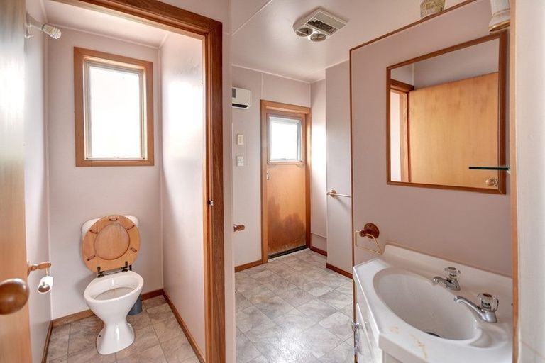 Photo of property in 25 Tokoiti Road, Milton, 9220