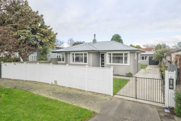 Photo of property in 97 Havill Street, Takaro, Palmerston North, 4410