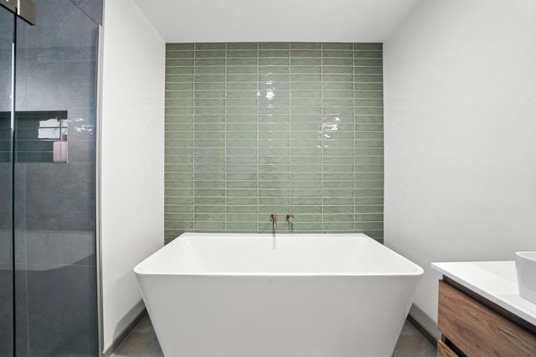 Photo of property in 1 Eaglesfield Close, Westmorland, Christchurch, 8025