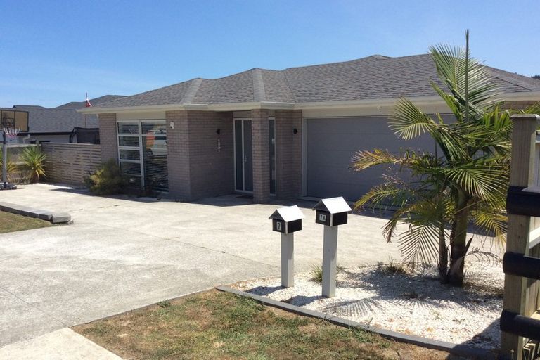 Photo of property in 7 Will Street, Huapai, Kumeu, 0810
