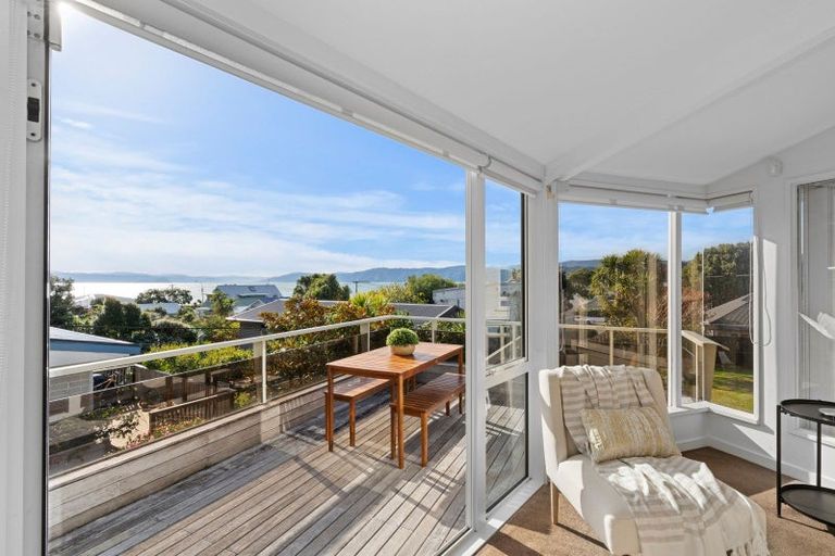 Photo of property in 16a Ferry Street, Seatoun, Wellington, 6022