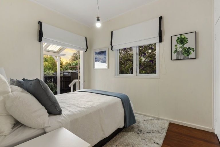 Photo of property in 1/7 Evan Street, Belmont, Auckland, 0622