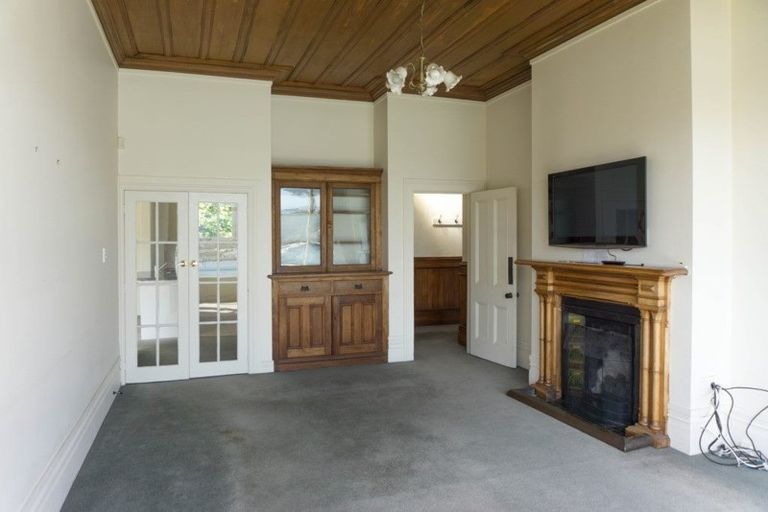 Photo of property in 63 Doon Street, Vauxhall, Dunedin, 9013