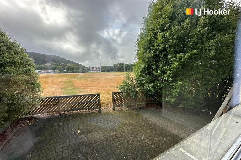 Photo of property in 111 Harbour Terrace, North Dunedin, Dunedin, 9016