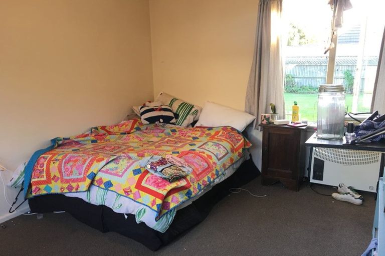 Photo of property in 2/111 Waimairi Road, Ilam, Christchurch, 8041