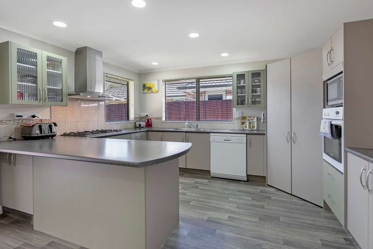 Photo of property in 23 Finchley Place, Hamilton East, Hamilton, 3216