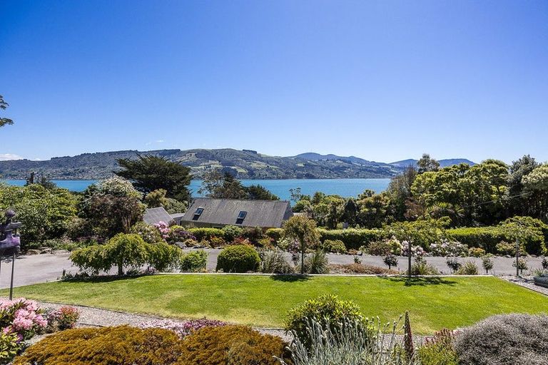 Photo of property in 28 Barling Street, Macandrew Bay, Dunedin, 9014