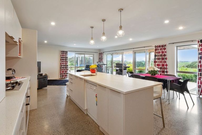 Photo of property in 1855 Highway, Pukekawa, 2696