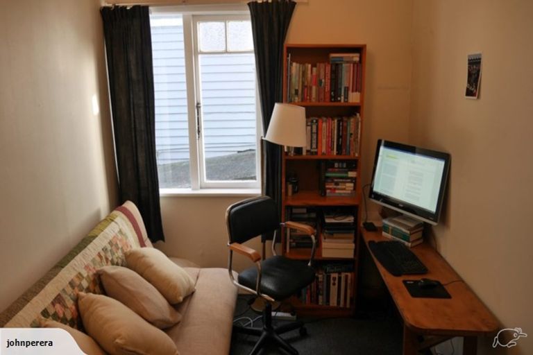 Photo of property in 19 George Street, Thorndon, Wellington, 6011