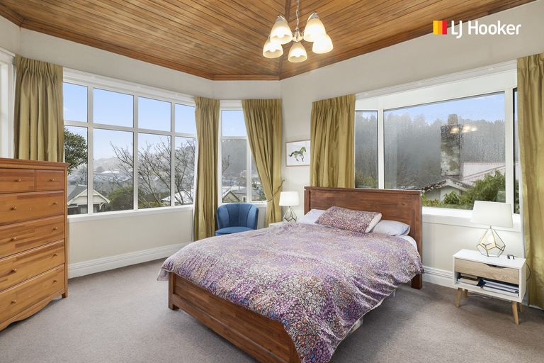 Photo of property in 11 Glenross Street, Glenross, Dunedin, 9011