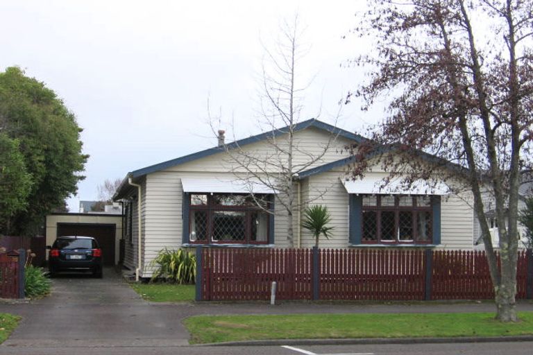 Photo of property in 35 Havill Street, Takaro, Palmerston North, 4410
