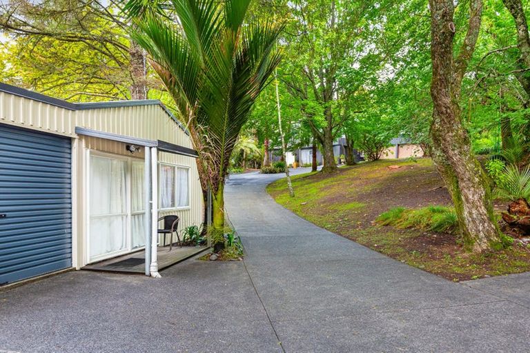 Photo of property in 834 West Coast Road, Waiatarua, Auckland, 0604