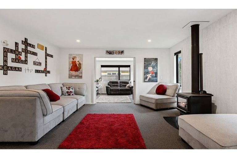 Photo of property in 85 Strauss Drive, Rolleston, 7614