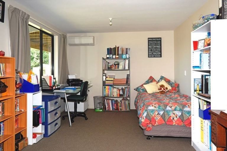 Photo of property in 1 Holdom Place, Clyde, 9330