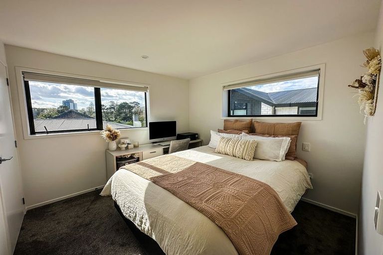Photo of property in 4/14 Wilsher Crescent, Henderson, Auckland, 0612